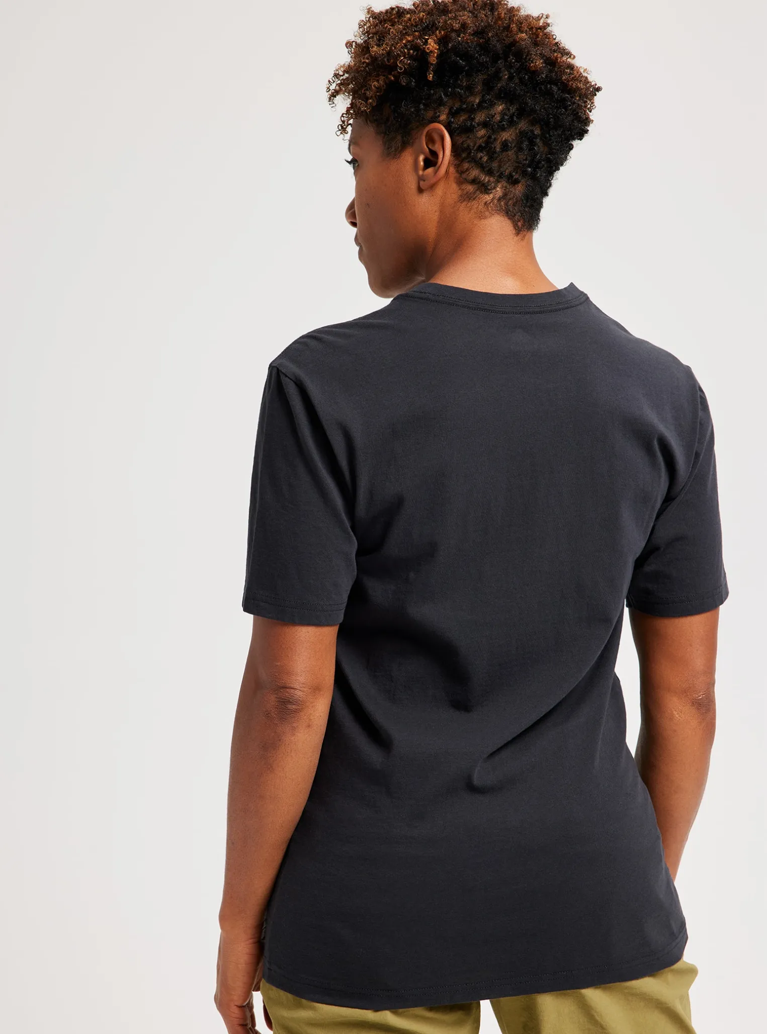 burton_classic_mountain_h_1-1.webp Burton Classic Mountain High Short Sleeve T-Shirt