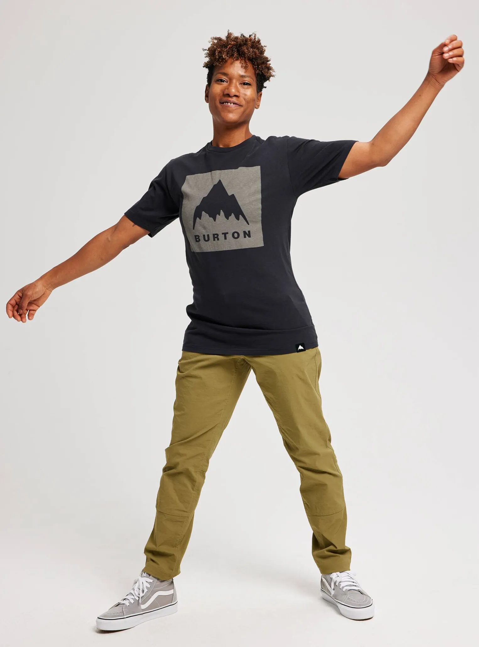 burton_classic_mountain_h_3-1.webp Burton Classic Mountain High Short Sleeve T-Shirt