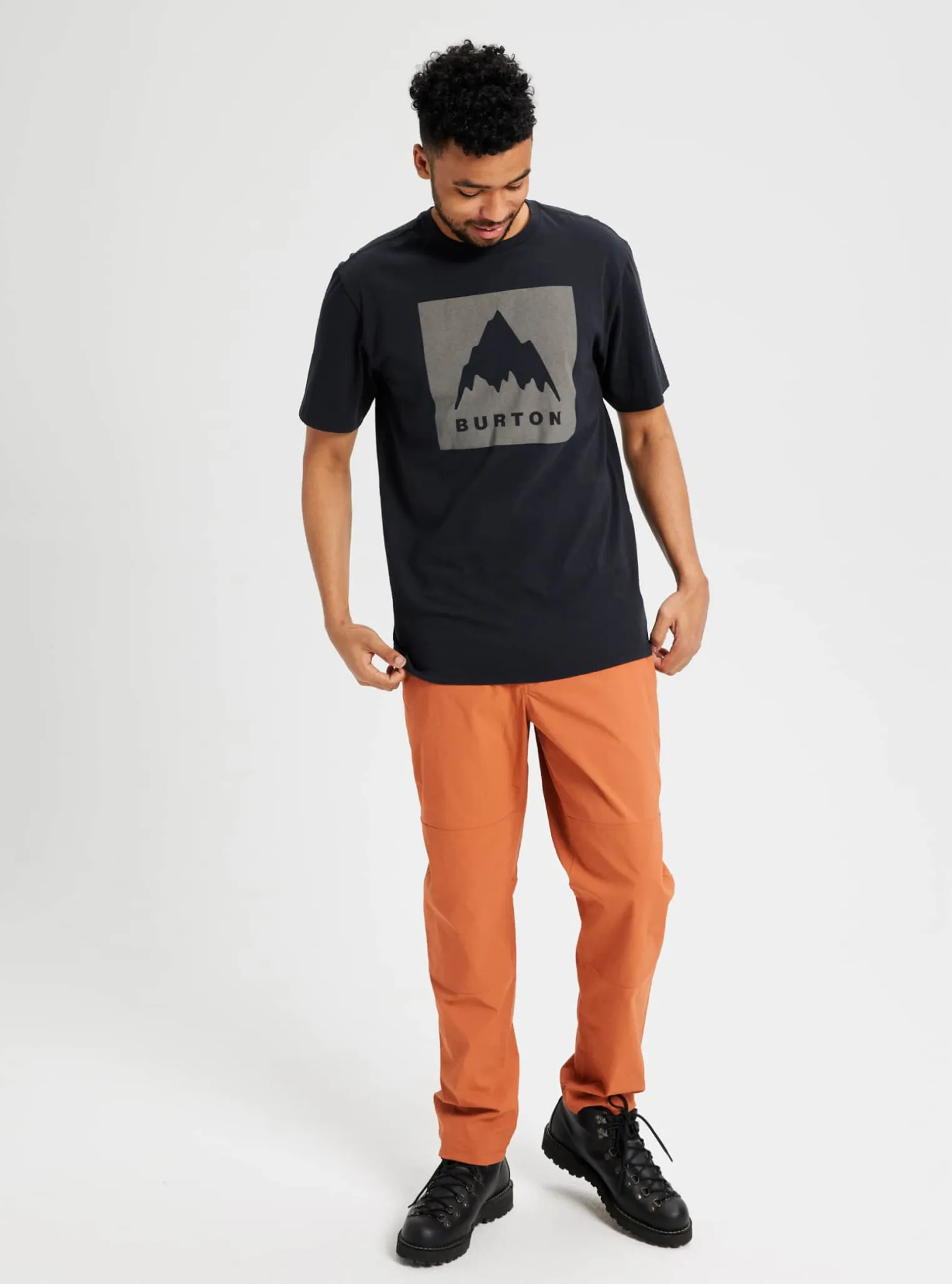 burton_classic_mountain_h_7-1.webp Burton Classic Mountain High Short Sleeve T-Shirt