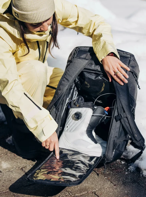 Burton Gig Boot 48L Pack