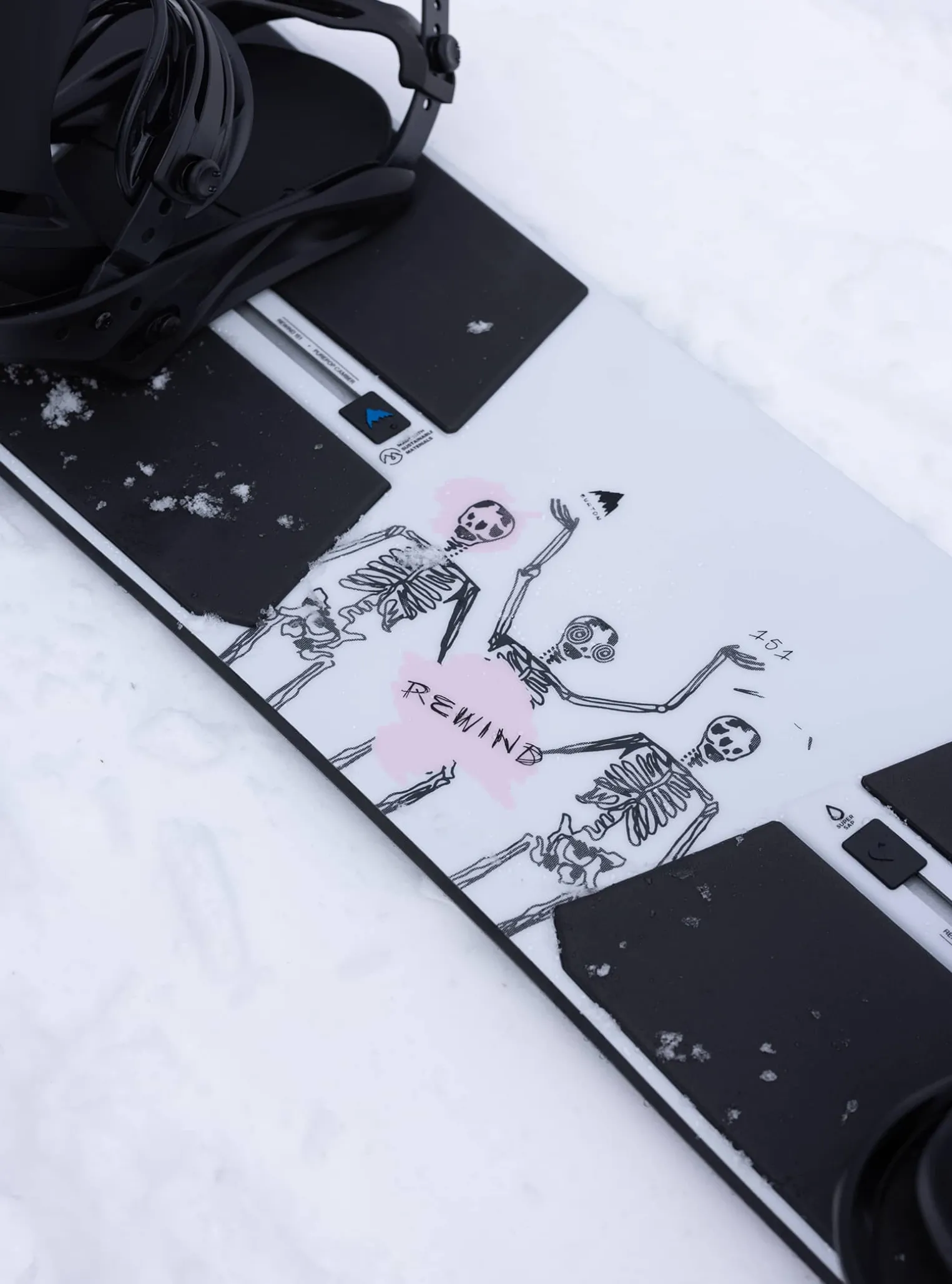burton_rewind_camber_snow_9.webp Burton Rewind Camber Snowboard