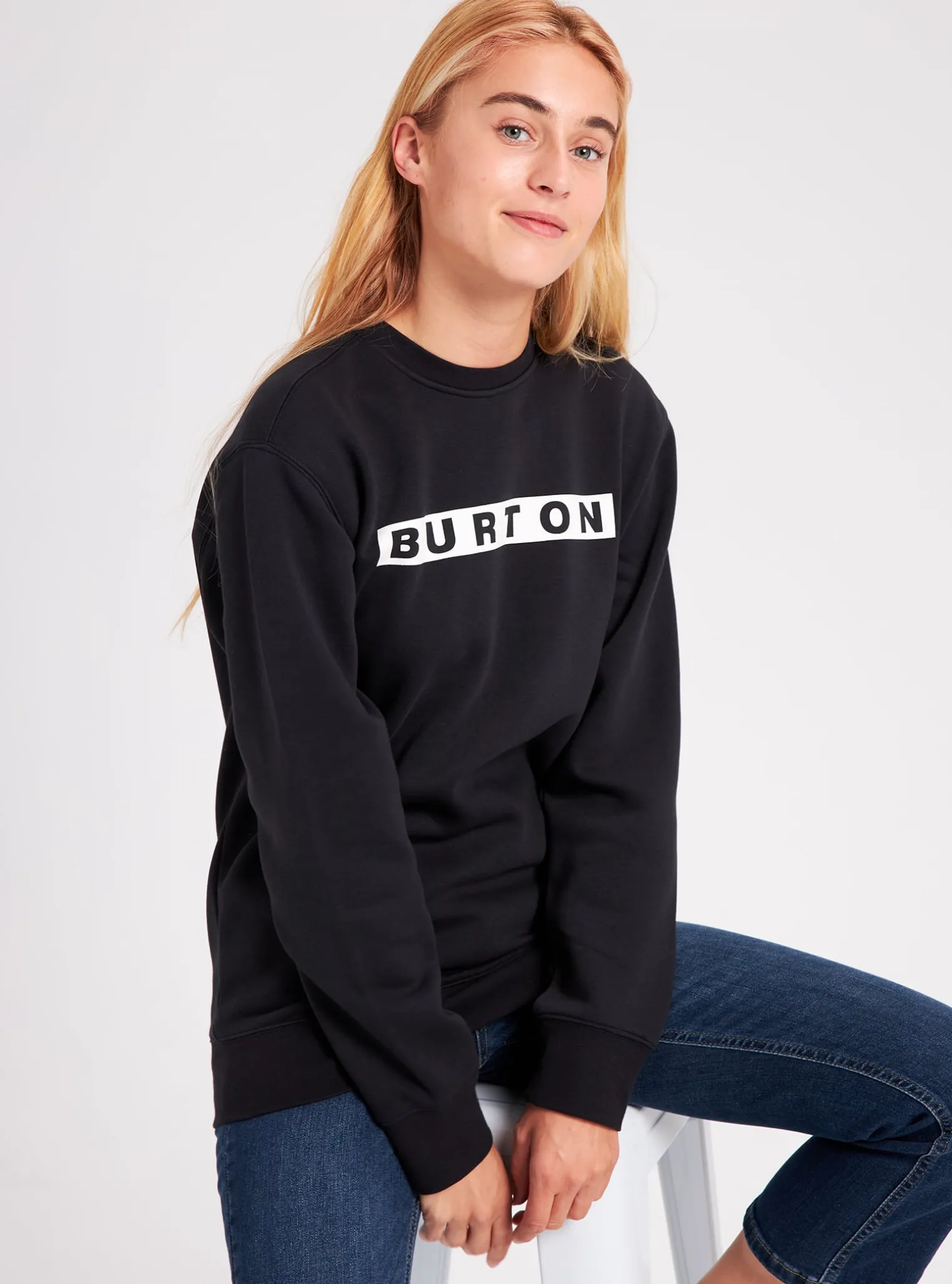 burton_vault_crewneck_swe_1.webp Burton Vault Crewneck Sweatshirt