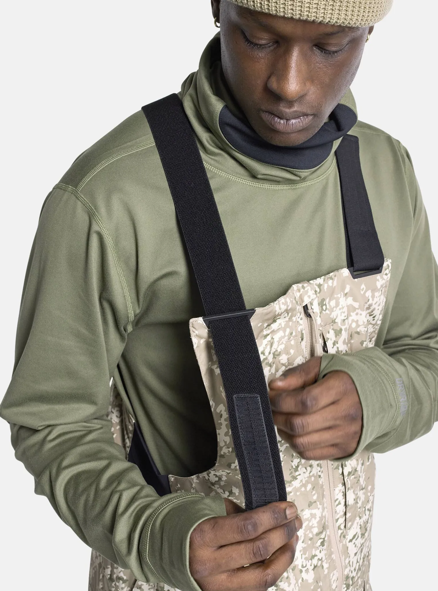 mens_burton_reserve_goret_2.webp Men's Burton Reserve GORE‑TEX 2L Bib Pants